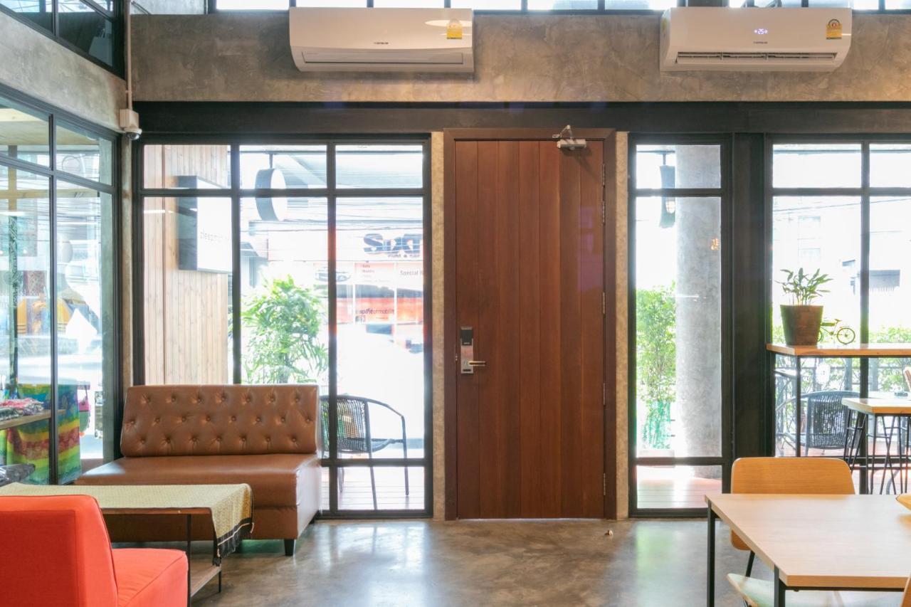 Zleepmotion Bangkok Hostel Εξωτερικό φωτογραφία
